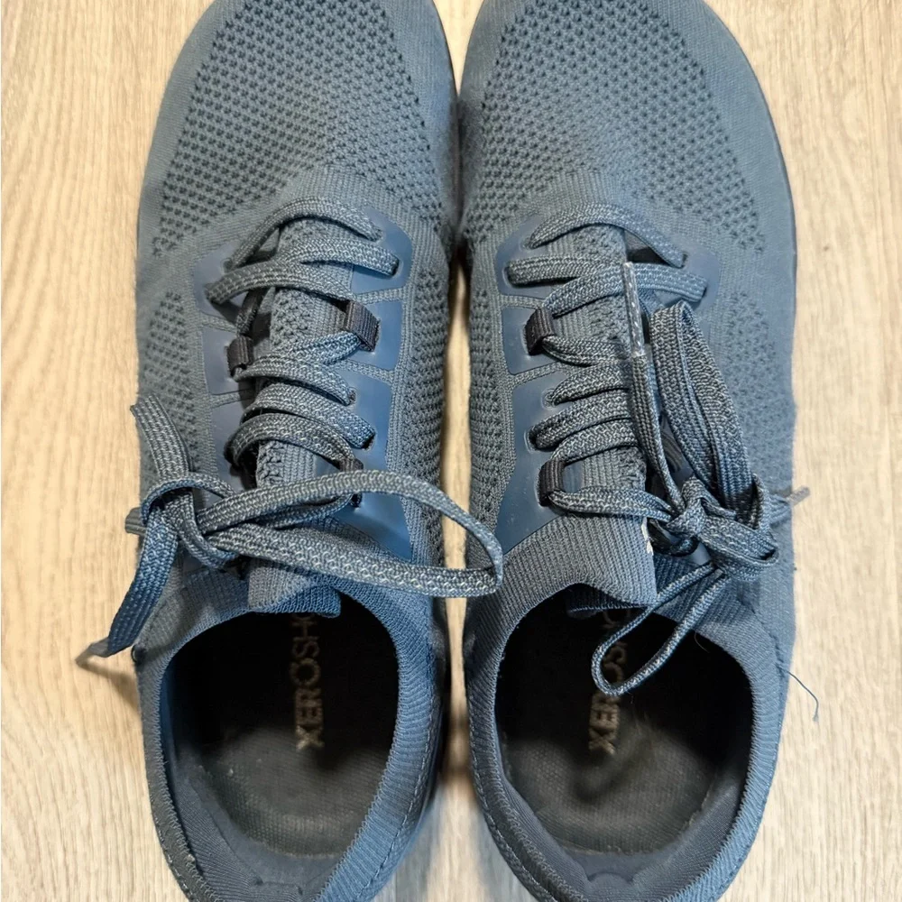 Xero Barefoot Shoe 8W - Picture 2 of 5